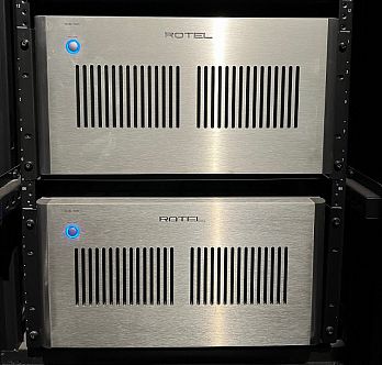 5-ти канальный усилитель мощности Rotel RMB-1585 silver (из шоу-рума)