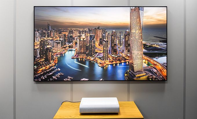 Лазерный проектор Samsung The Premiere LSP9T в комплекте с ALR экраном 100" Black Code UST 0.8 (EU, без Смарт ТВ)