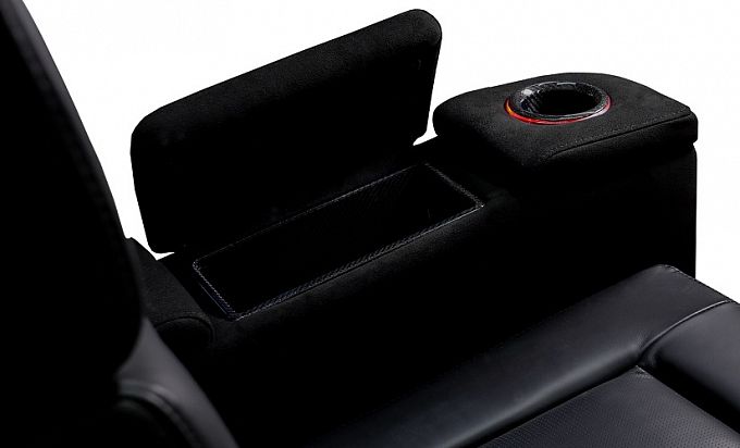 Моторизованное кинотеатральное кресло 7Seats Modena Carbon Comfort Edition
