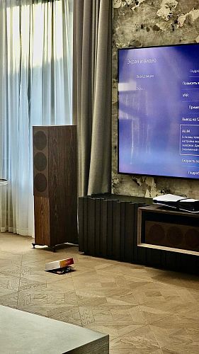 Напольная акустика KEF R7 Meta Walnut