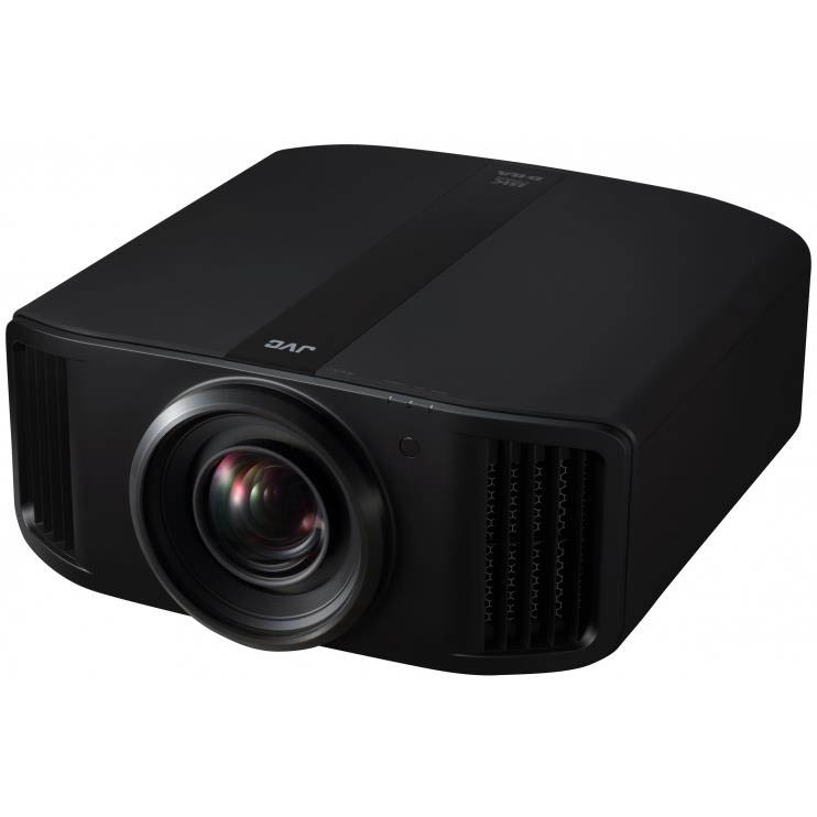&#1051;&#1072;&#1079;&#1077;&#1088;&#1085;&#1099;&#1081; 8&#1050; &#1087;&#1088;&#1086;&#1077;&#1082;&#1090;&#1086;&#1088; JVC DLA-NZ900