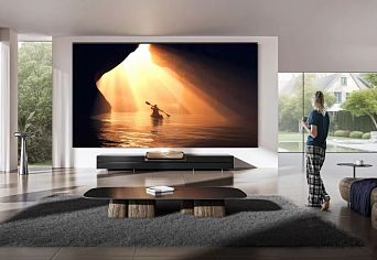 Комплект ультракороткофокусный лазерный проектор Hisense L9Q + 140" ALR экран Grey Code UST 1.5