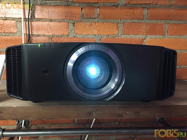 Проектор JVC DLA-X5900BE