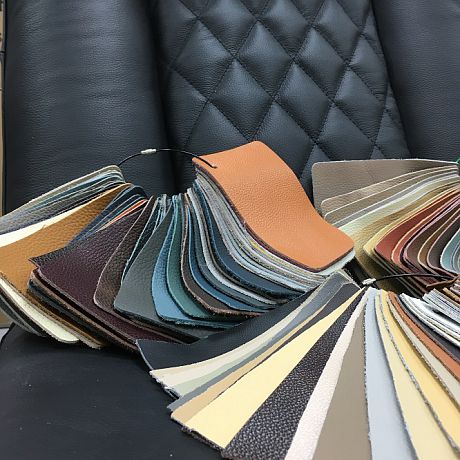 Комплект из 3-x моторизованных кресел 7Seats Diamond Brown Sugar (Loveseat Left) кожа/пвх
