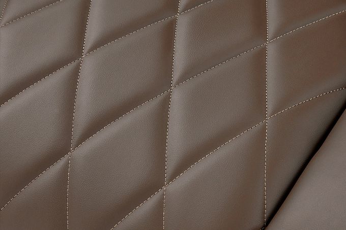 Комплект из 2-x моторизованных кресел 7Seats Diamond Brown Sugar (Loveseat) кожа/пвх