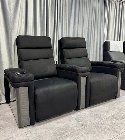 Комплект из 2-x моторизованных кресел 7Seats Lambro GT Carbon (3 подлокотника) Alcantara