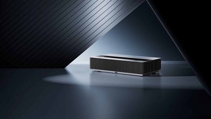 Ультракороткофокусный лазерный 4K проектор AWOL LuxVision