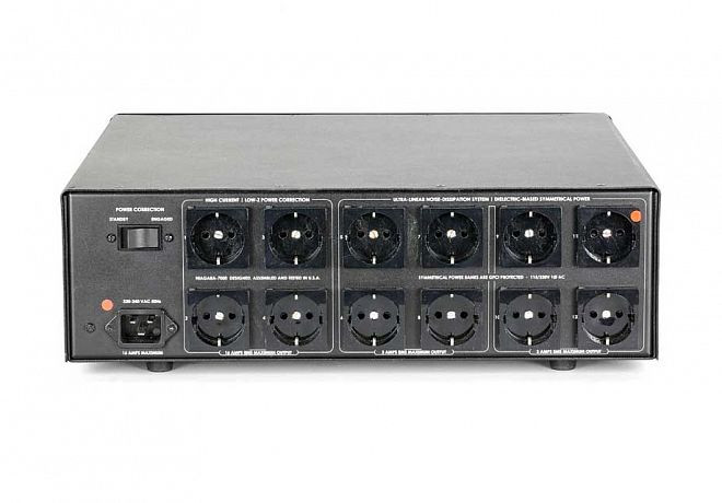 Система рассеивания шумов электропитания AudioQuest Niagara 7000 (12 розеток)