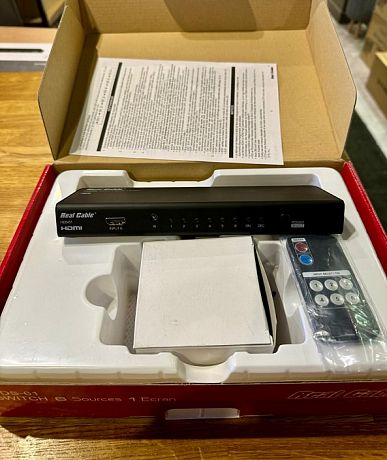 Коммутатор HDMI Real Cable HDS61 1:6