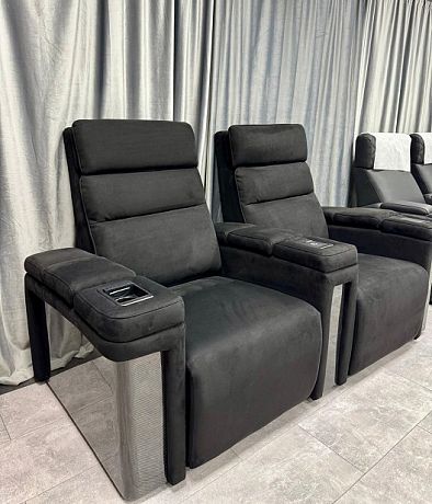 Комплект из 2-x моторизованных кресел 7Seats Lambro GT Carbon (3 подлокотника) Alcantara