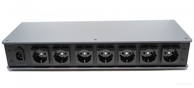 Система рассеивания шумов электропитания AudioQuest Niagara 1200 (7 розеток)