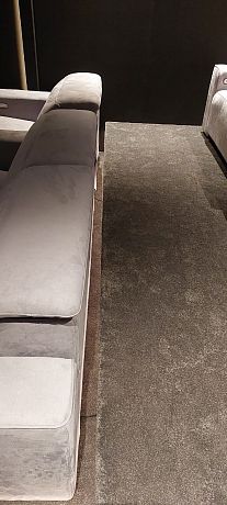 Моторизованное кинотеатральное кресло-реклайнер 7Seats Gravity (ткань)