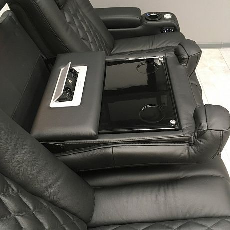Комплект из 2-x моторизованных кресел 7Seats Diamond Console Edition (100% кожа)