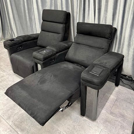 Комплект из 2-x моторизованных кресел 7Seats Lambro GT Carbon (3 подлокотника) Alcantara