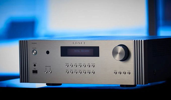 Стерео усилитель Rotel RA-6000 silver