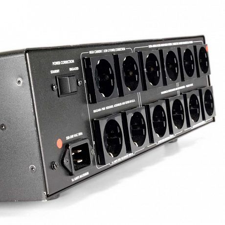 Система рассеивания шумов электропитания AudioQuest Niagara 7000 (12 розеток)