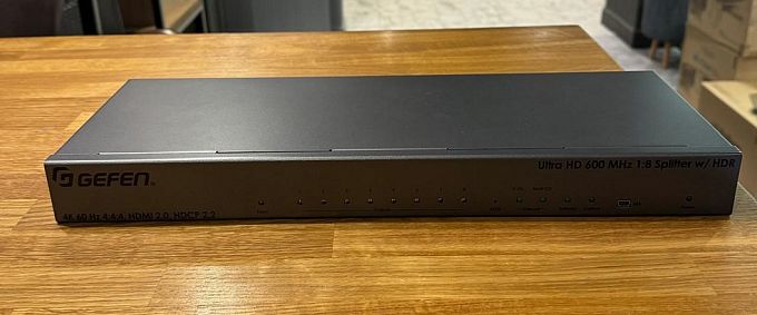 Усилитель-распределитель HDMI Gefen EXT-UHD600-18 1:8 (US)