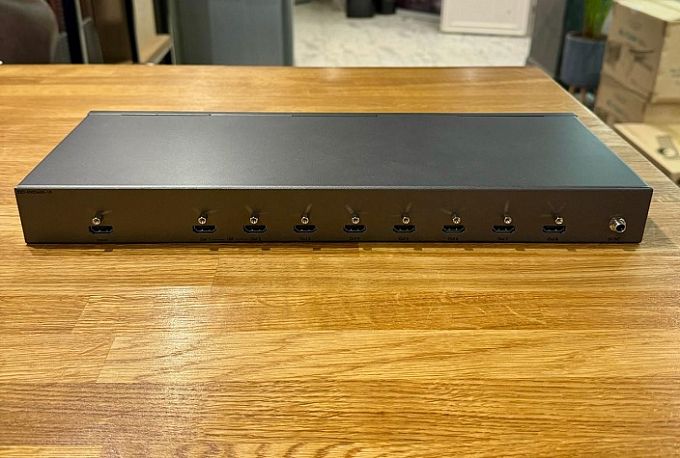 Усилитель-распределитель HDMI Gefen EXT-UHD600-18 1:8 (US)