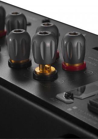 4-х канальный усилитель мощности Starke Sound Fiera4