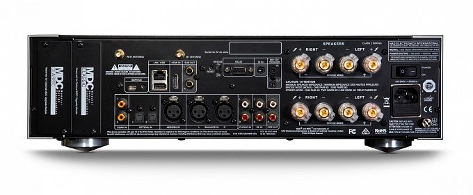 Интегральный усилитель NAD M33