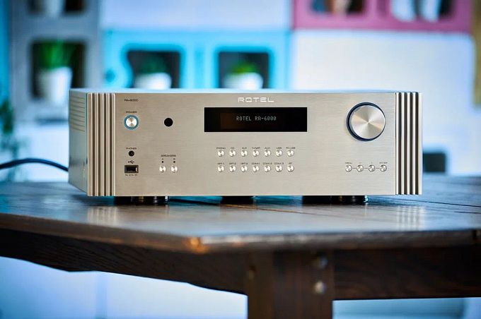 Стерео усилитель Rotel RA-6000 silver