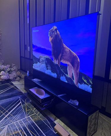 Моторизованная тумба с экраном Intelligent Slim Vertical Cabinet LED black