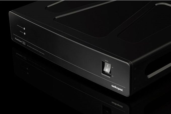 Сетевой кондиционер AudioQuest PowerQuest 303 (7 розеток)