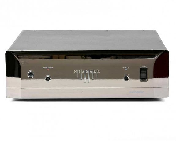 Система рассеивания шумов электропитания AudioQuest Niagara 7000 (12 розеток)