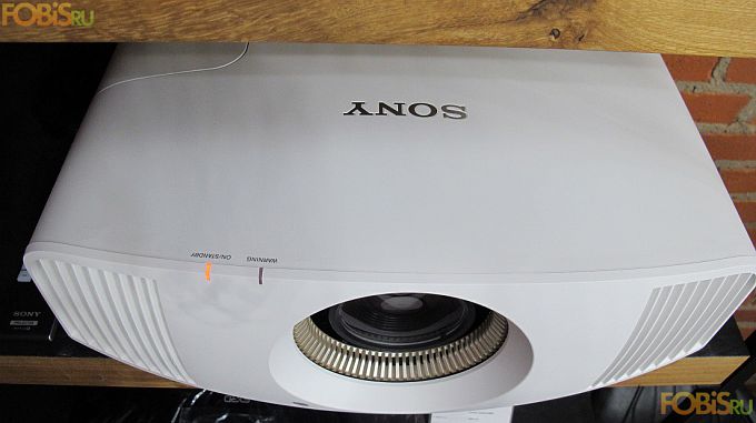 Проектор Sony VPL-VW550ES/W