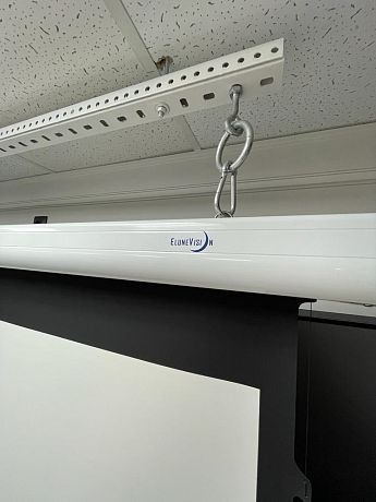 Моторизованный экран Elunevision Titan Tab-Tensioned EV-T2-106-1.2 132*234 Cinema White (SALE из шоу-рума)