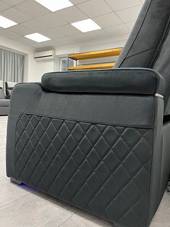 Комплект из 2-x моторизованных кресел 7Seats Diamond Console Edition (ткань)