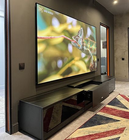 Моторизованная тумба Intelligent Smart Cabinet-280 (в комплекте с проектором Formovie и 100" экраном) Sale из шоу-рума
