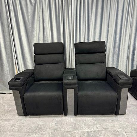 Комплект из 2-x моторизованных кресел 7Seats Lambro GT Carbon (3 подлокотника) Alcantara