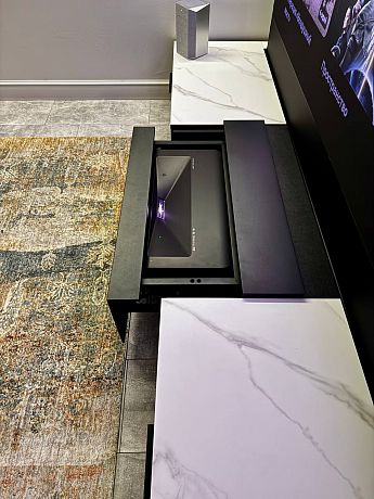 Моторизованная тумба с экраном для ультракороткофокусных лазерных проекторов Intelligent Invisible Cabinet-100 white (SALE из шоу-рума)