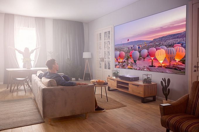 Комплект лазерный проектор Formovie THEATER + 120" ALR экран Black Code UST 0.5
