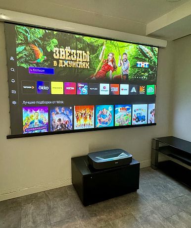 Моторизованный ALR экран для ультракороткофокусных проекторов Global Screens Intelligent HomeScreen EWC2-100 125*221 Black Code UST 0.5 (SALE из шоу-рума)